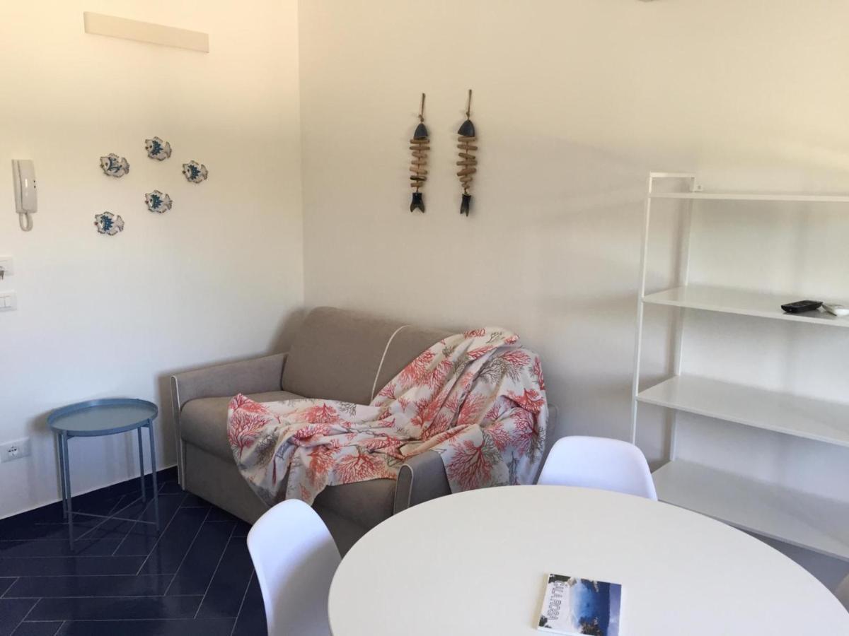 Casa Vacanze Playa 54 卡斯泰拉马莱 外观 照片