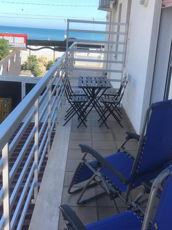 Casa Vacanze Playa 54 卡斯泰拉马莱 外观 照片